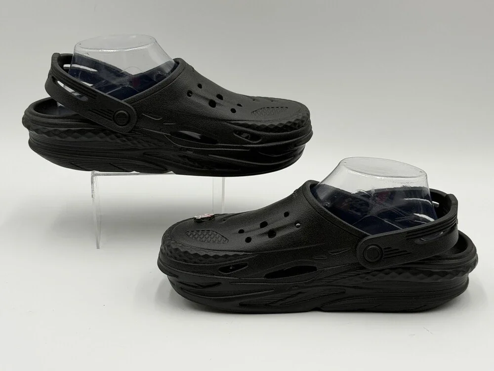 CROCS Off The Grid Clogs Sandals Men 6  Women 8 Black Slip On Shoes Strap